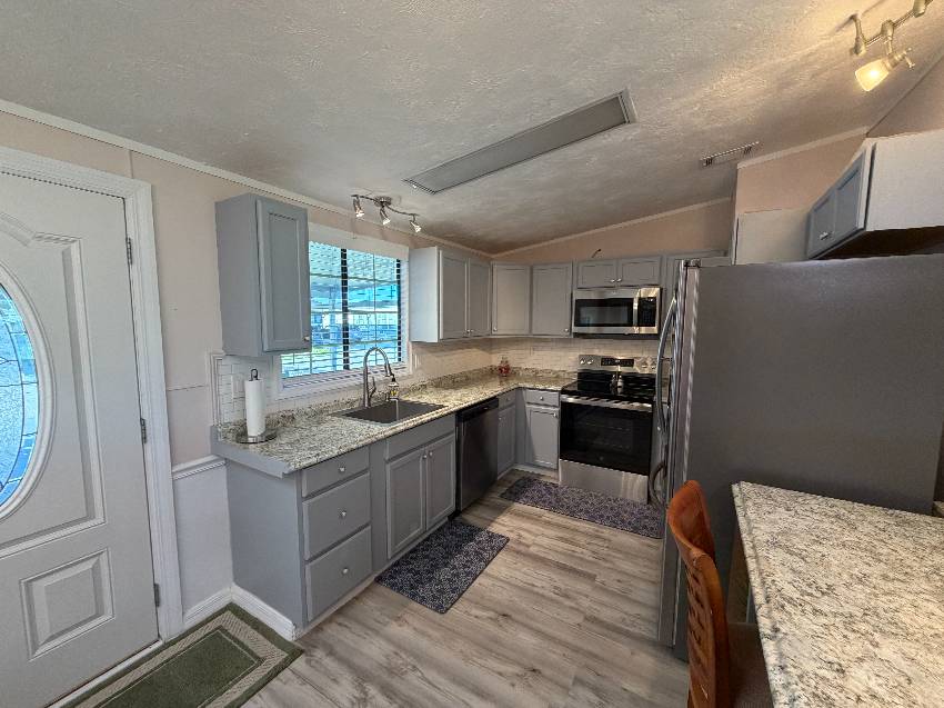 209 Fairway Circle a Winter Haven, FL Mobile or Manufactured Home for Sale